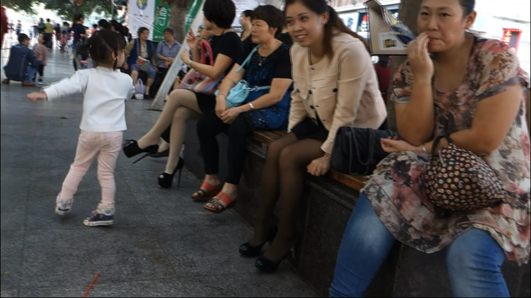 streetsnapshoep[00 00 35][20181210 204759 9]